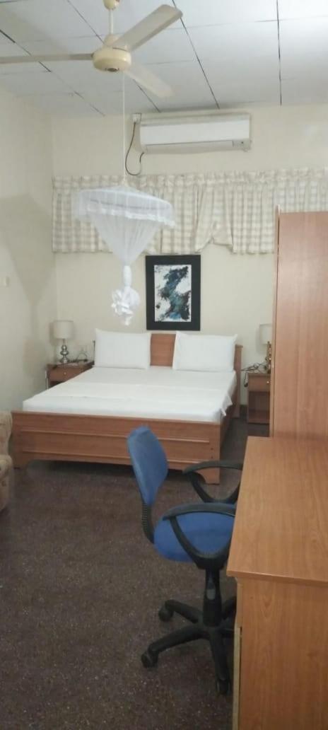 Hotel Milano Tourist Rest Anuradhapura Esterno foto