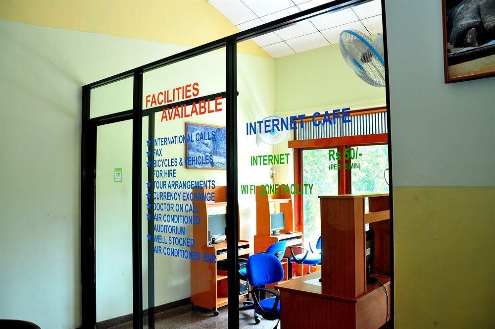 Hotel Milano Tourist Rest Anuradhapura Esterno foto