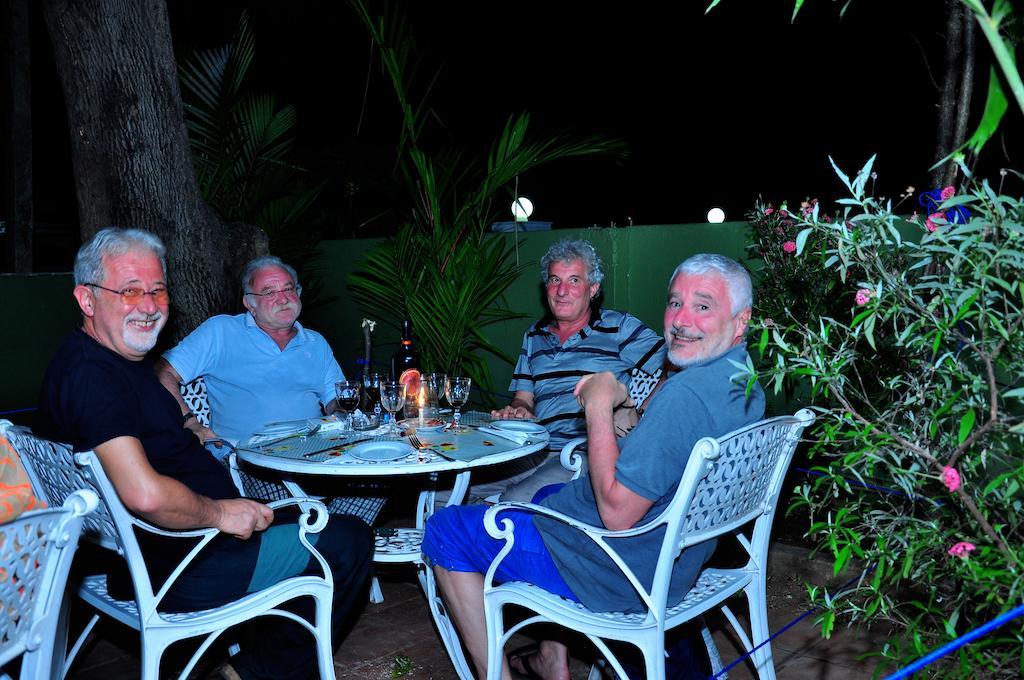 Hotel Milano Tourist Rest Anuradhapura Esterno foto