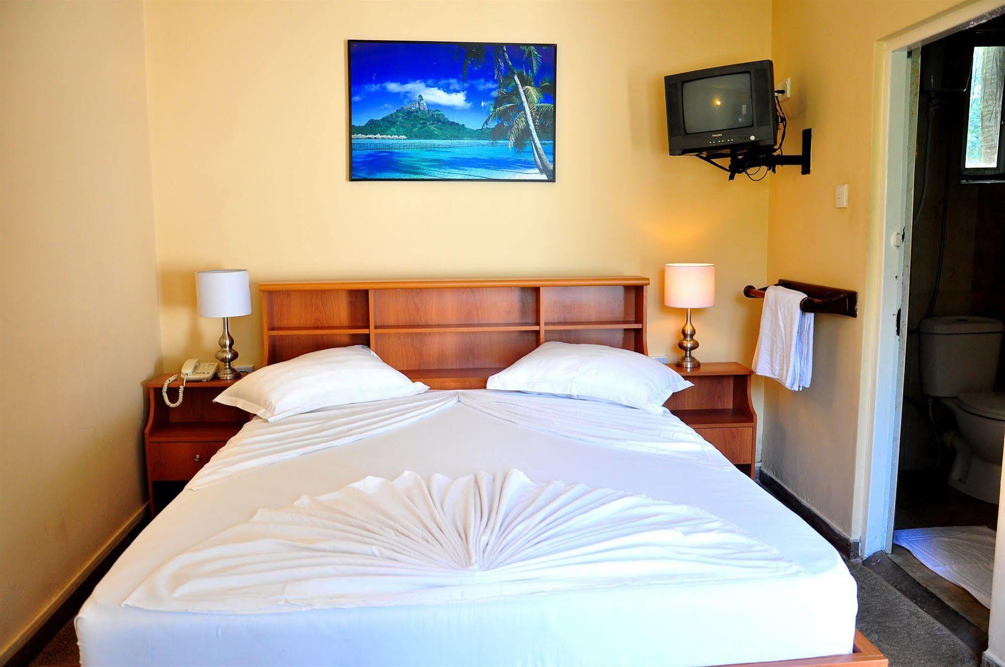 Hotel Milano Tourist Rest Anuradhapura Esterno foto
